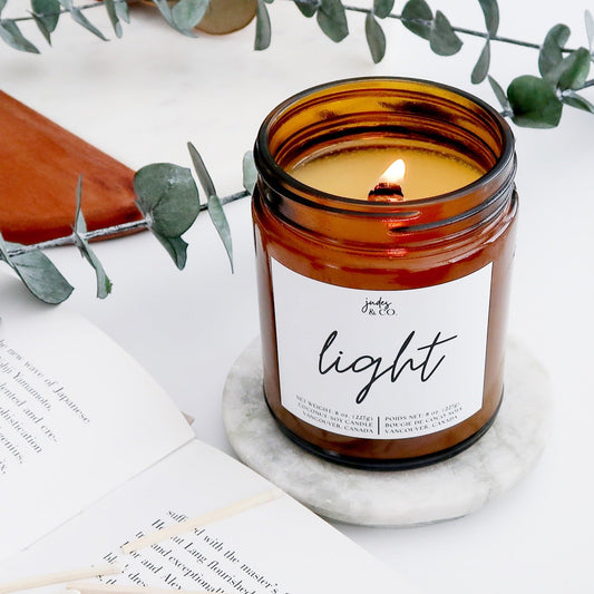 LIGHT {old vessel candle}